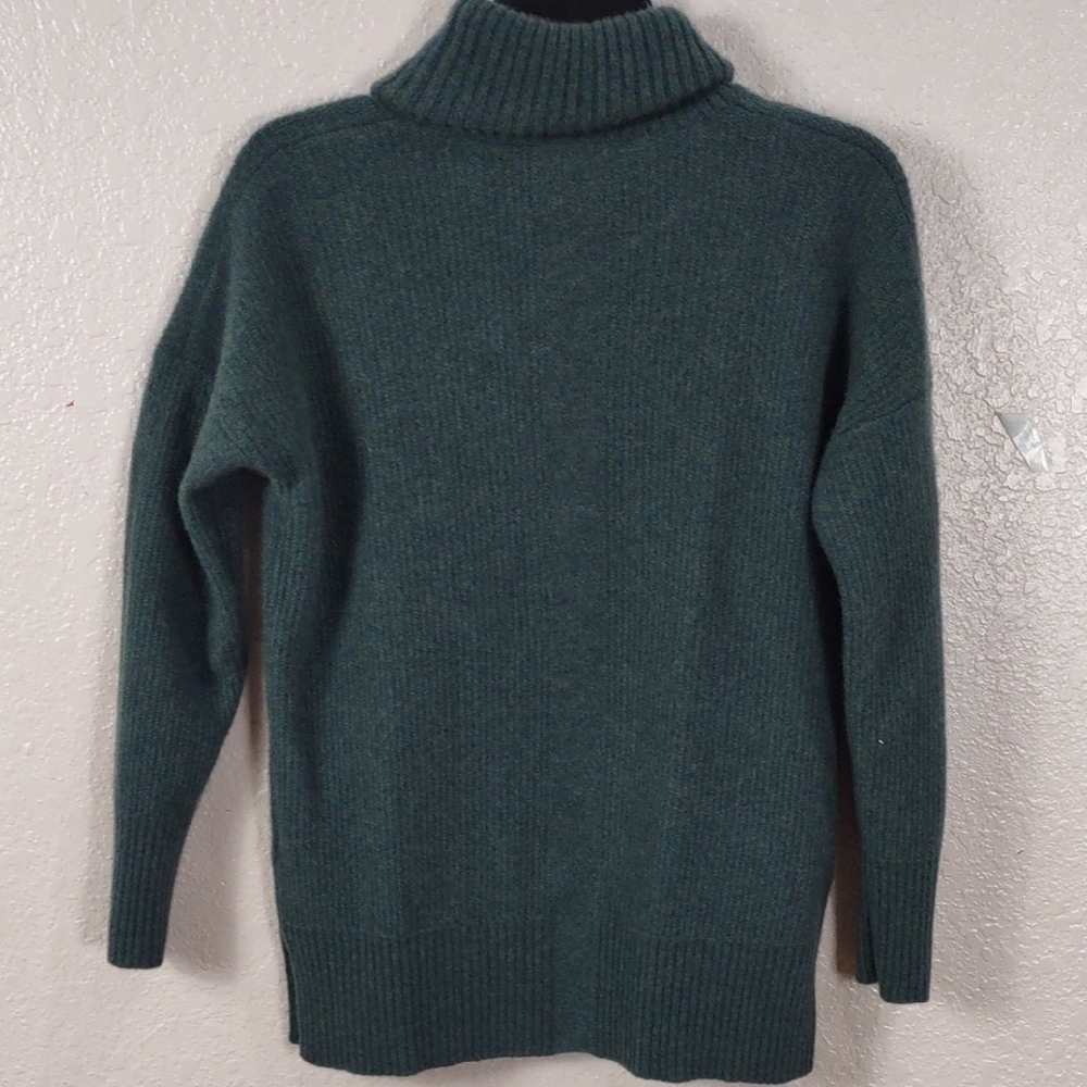 CYNTHIA ROWLEY 100 % CASHMERE Cozy Green Turtleneck Sweater - Picture 7 of 17